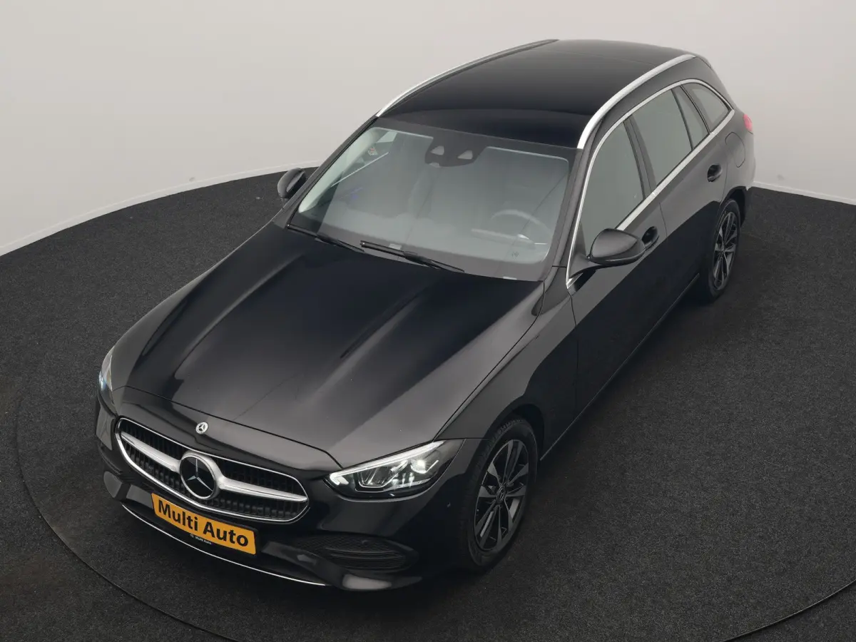 300 e PHEV 313pk Dealer O.H | Adaptive Cruise | Camera | Apple Carplay | BLIS | Sportstoelen Verwarmd | Virtual Cockpit | Navigatie | DAB | 17"L.M | Plug In Hybrid |