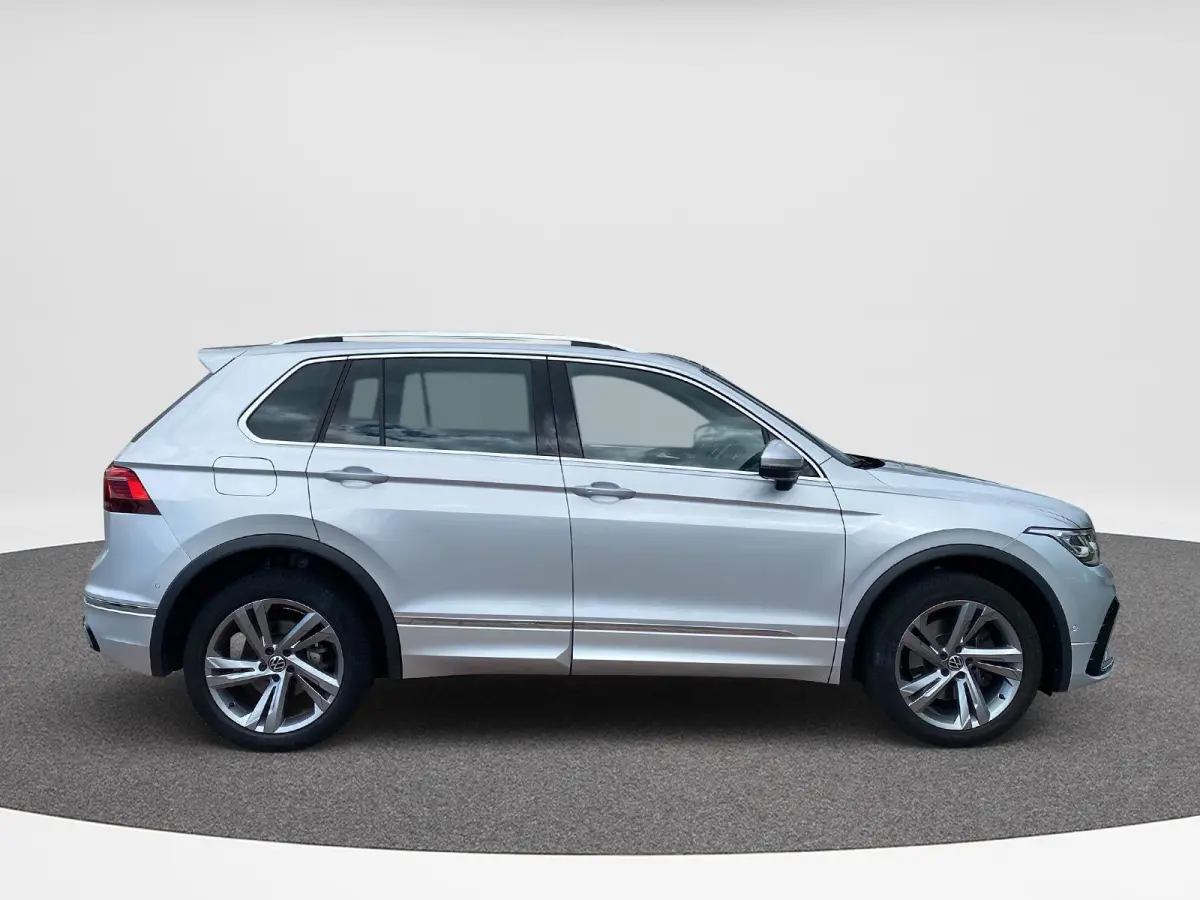 1.4 TSI eHybrid R-Line Business+ | PHEV | Trekhaak | Pano | A.cam | Winterpakket | 245Pk | SOH 89% |
