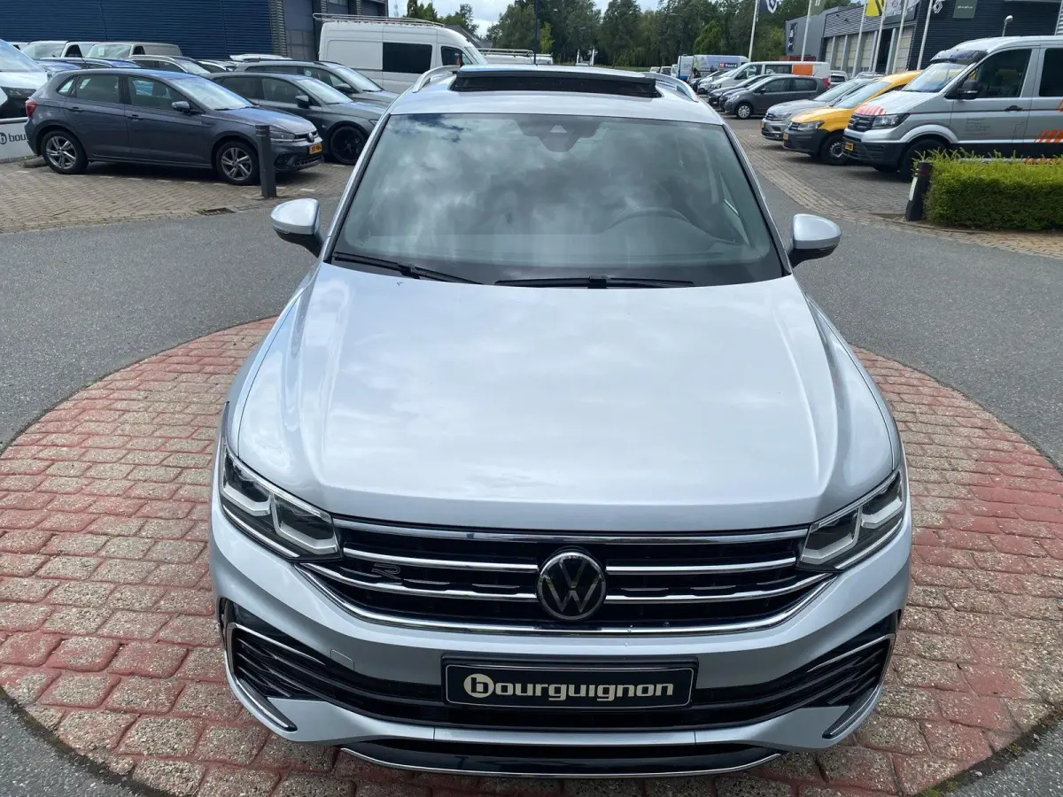 1.4 TSI eHybrid R-Line Business+ | PHEV | Trekhaak | Pano | A.cam | Winterpakket | 245Pk | SOH 89% |