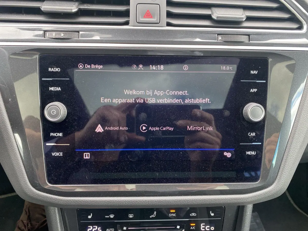 1.4 TSI eHybrid R-Line Business+ | PHEV | Trekhaak | Pano | A.cam | Winterpakket | 245Pk | SOH 89% |