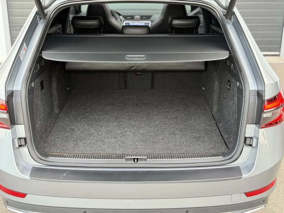 1.4 TSI iV Sportline Business Panodak|ACC|Camer