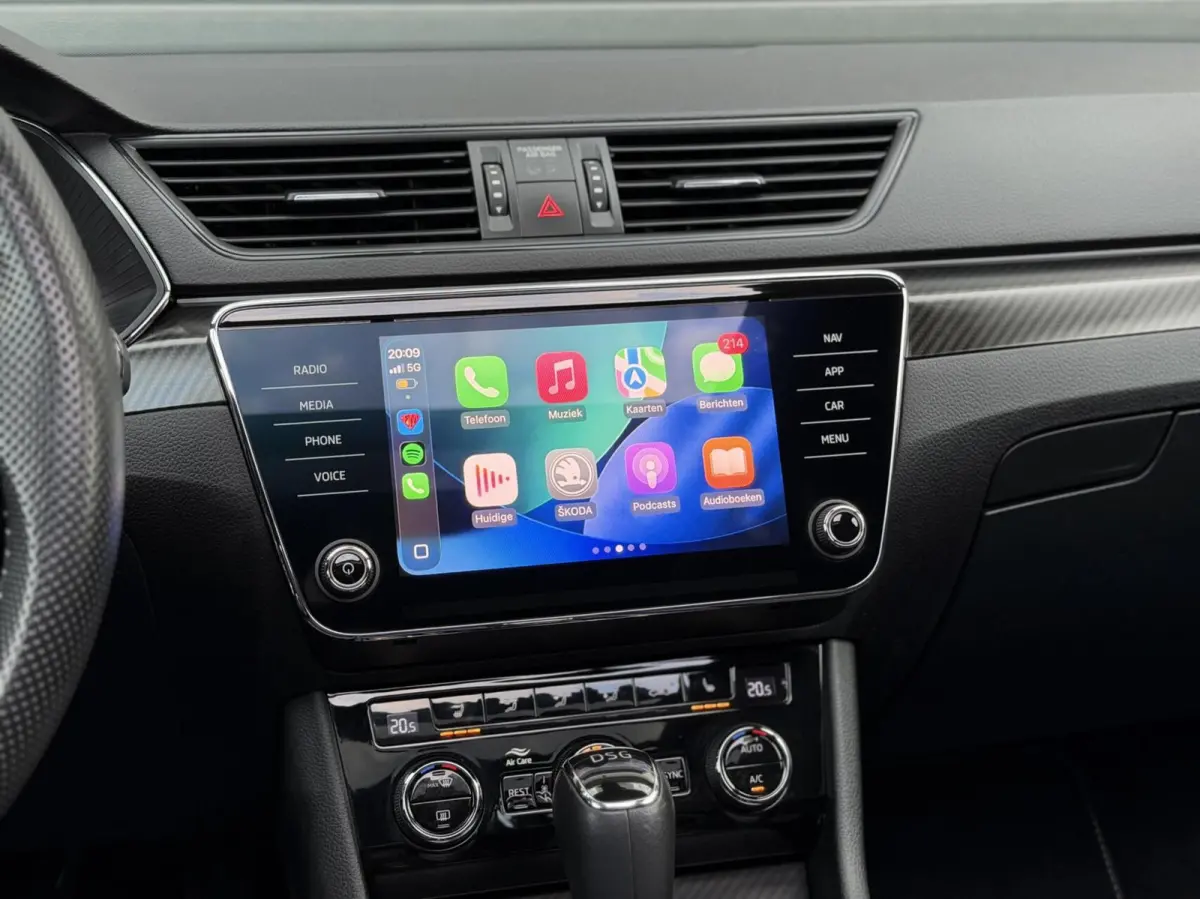 1.4 TSI iV Sportline Business Panodak|ACC|Camer
