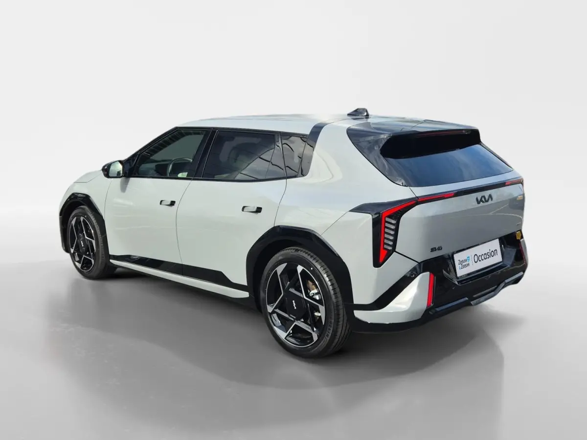 GT-Line Business Edition 81.4 kWh | Climate Control | Cruise Control | Stoelverwarming | Stuurverwarming | Dode Hoek Indicatie | Apple Carplay/Android Auto | Camera | Zwarte Logo's |