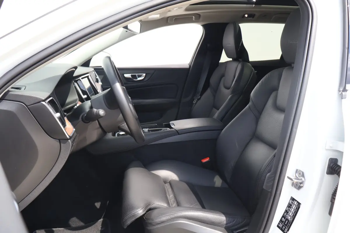 2.0 T8 Twin Engine AWD Inscription | Pano | Leer | Trekhaak |