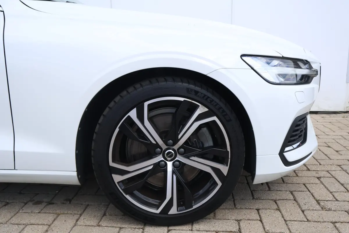 2.0 T8 Twin Engine AWD Inscription | Pano | Leer | Trekhaak |