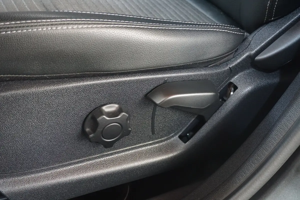 1.0 EcoBoost Titanium | B&O | Winter Pakket | Camera | BLIS | Orig. NL |