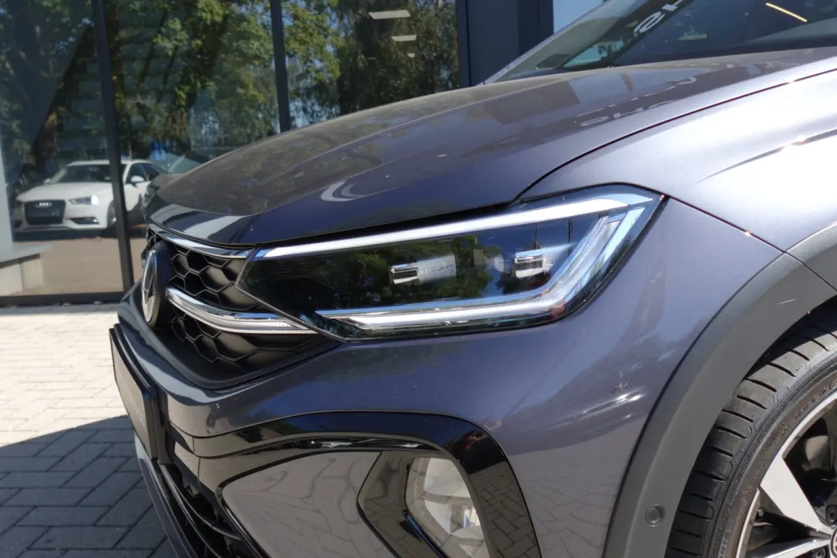 1.5 TSI R-Line Business PANO KEYLESS CAM