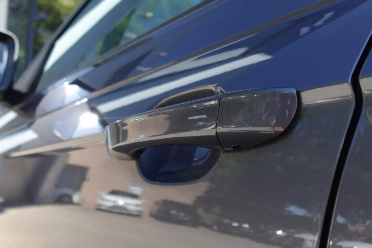 1.5 TSI R-Line Business PANO KEYLESS CAM