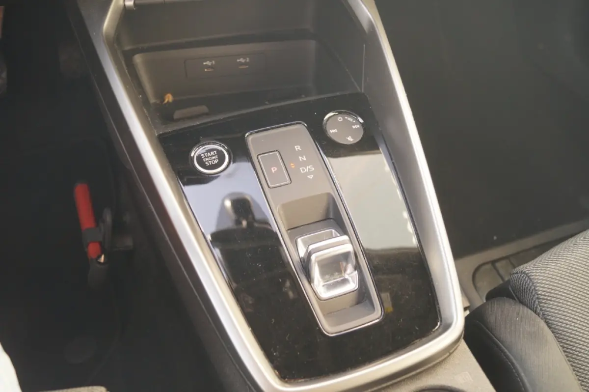 30 TFSI 110pk Automaat Business Edition -NAVI-ECC-