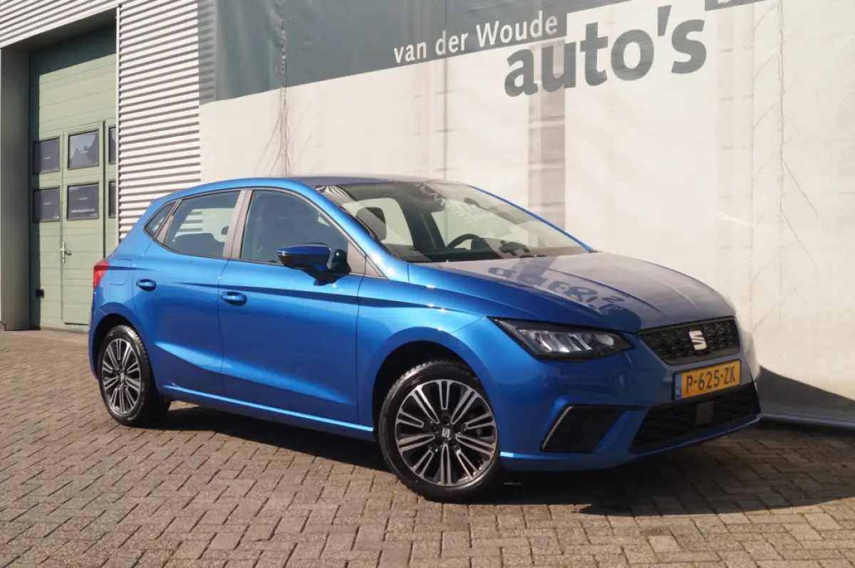 1.0 EcoTSI Style -ECC-PDC-LMV-CARPLAY-DAB-