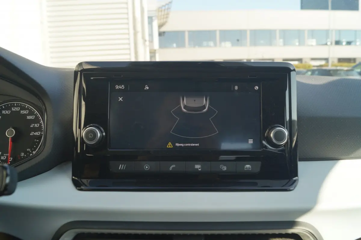 1.0 EcoTSI Style -ECC-PDC-LMV-CARPLAY-DAB-