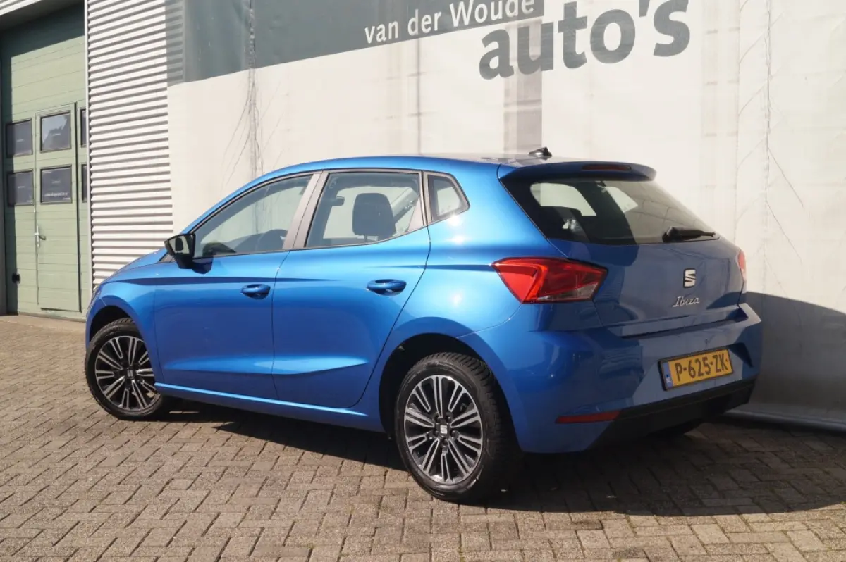1.0 EcoTSI Style -ECC-PDC-LMV-CARPLAY-DAB-
