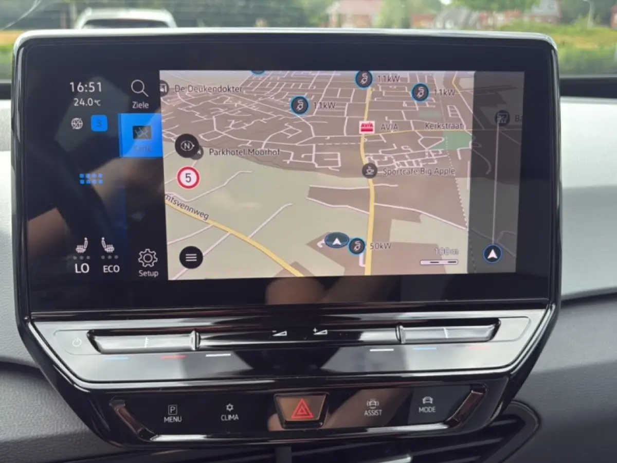 PRO PERFORMANCE 1ST PDC/ACC/STOEL+STUURVERW/NAVI/CARPLAY