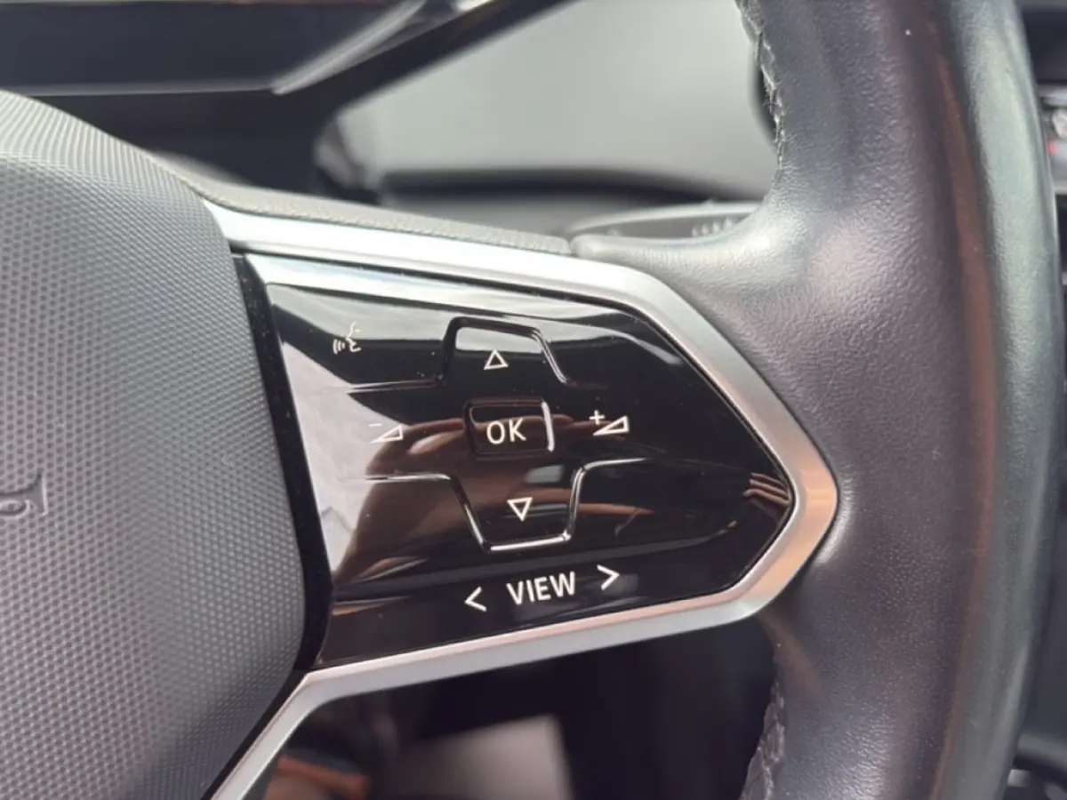 PRO PERFORMANCE 1ST PDC/ACC/STOEL+STUURVERW/NAVI/CARPLAY