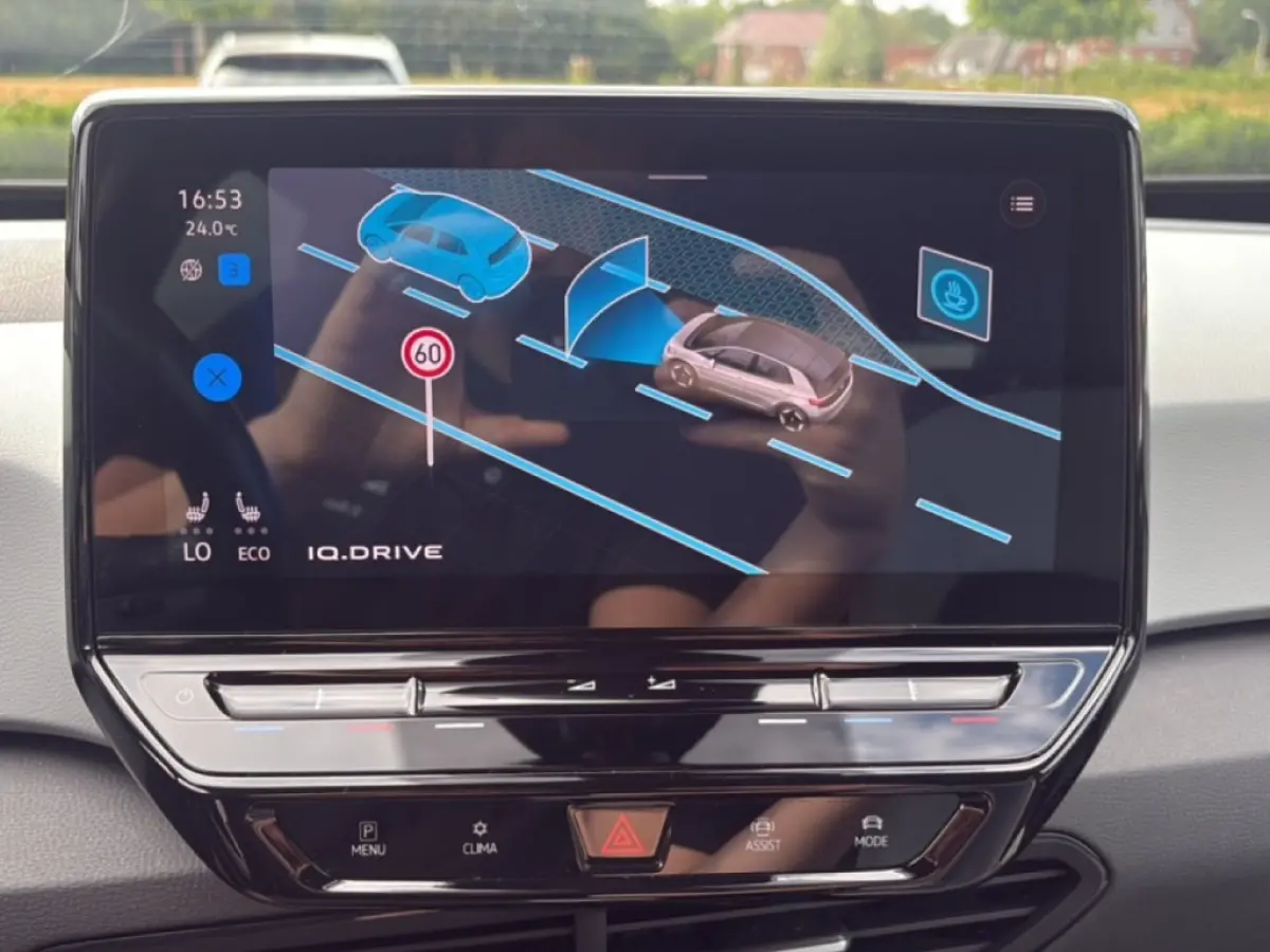 PRO PERFORMANCE 1ST PDC/ACC/STOEL+STUURVERW/NAVI/CARPLAY