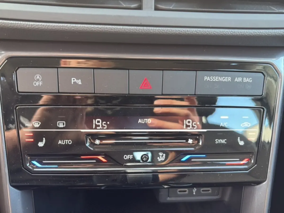 1.0 TSI DSG STYLE PDC/CLIMA/LED/STOELVERW