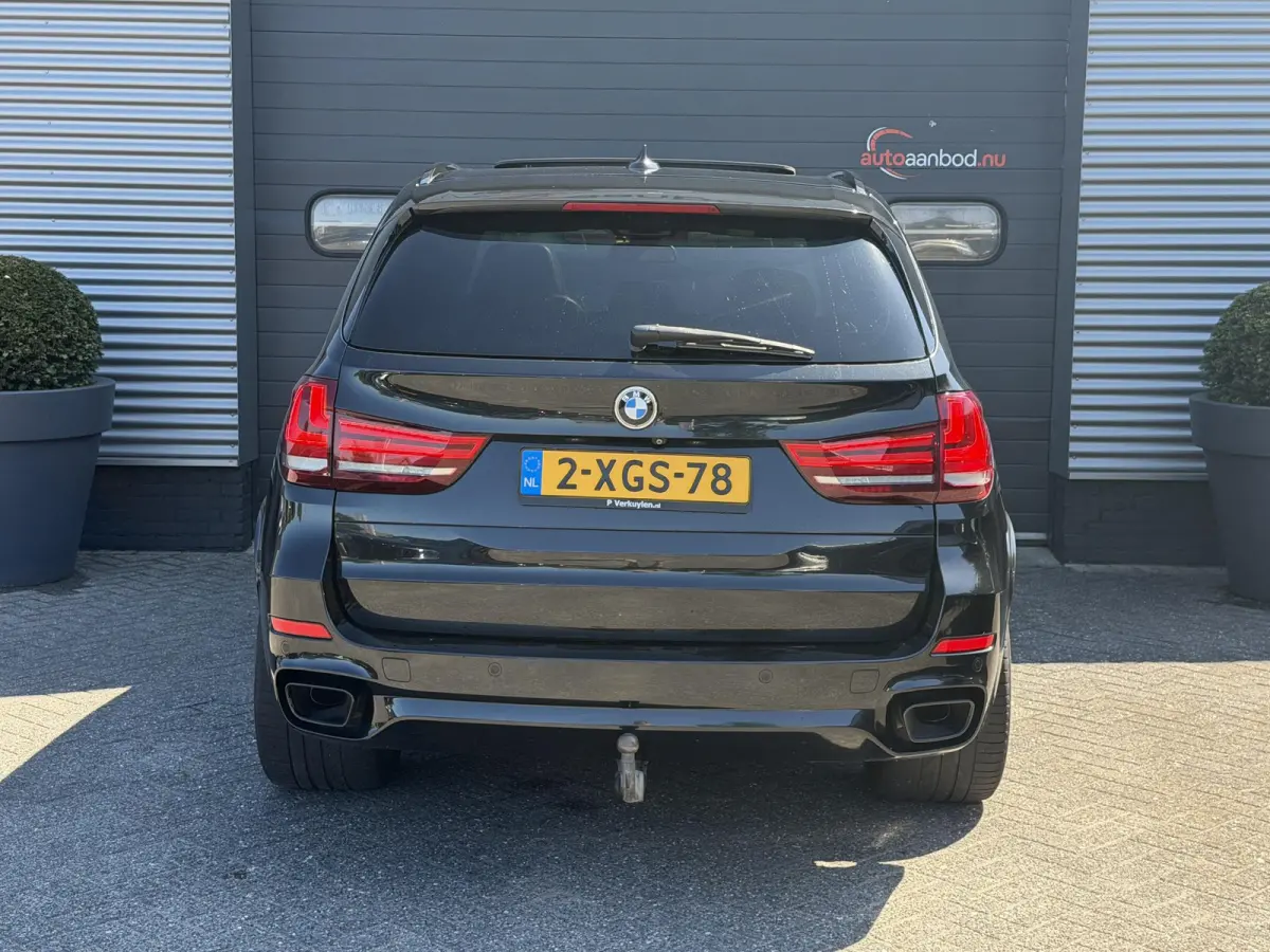 M50d 7p. | Panoramadak | 360* Camera | Head-Up Display | Elektrische Trekhaak | Elektrische Achterklep |
