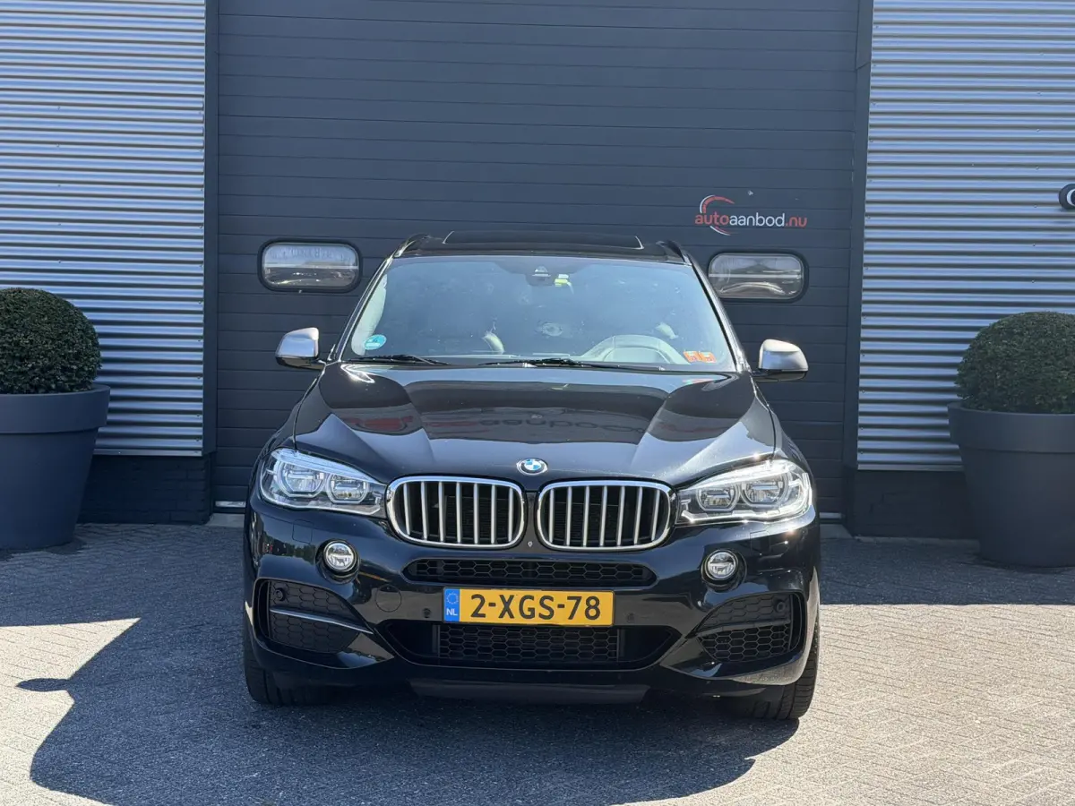 M50d 7p. | Panoramadak | 360* Camera | Head-Up Display | Elektrische Trekhaak | Elektrische Achterklep |