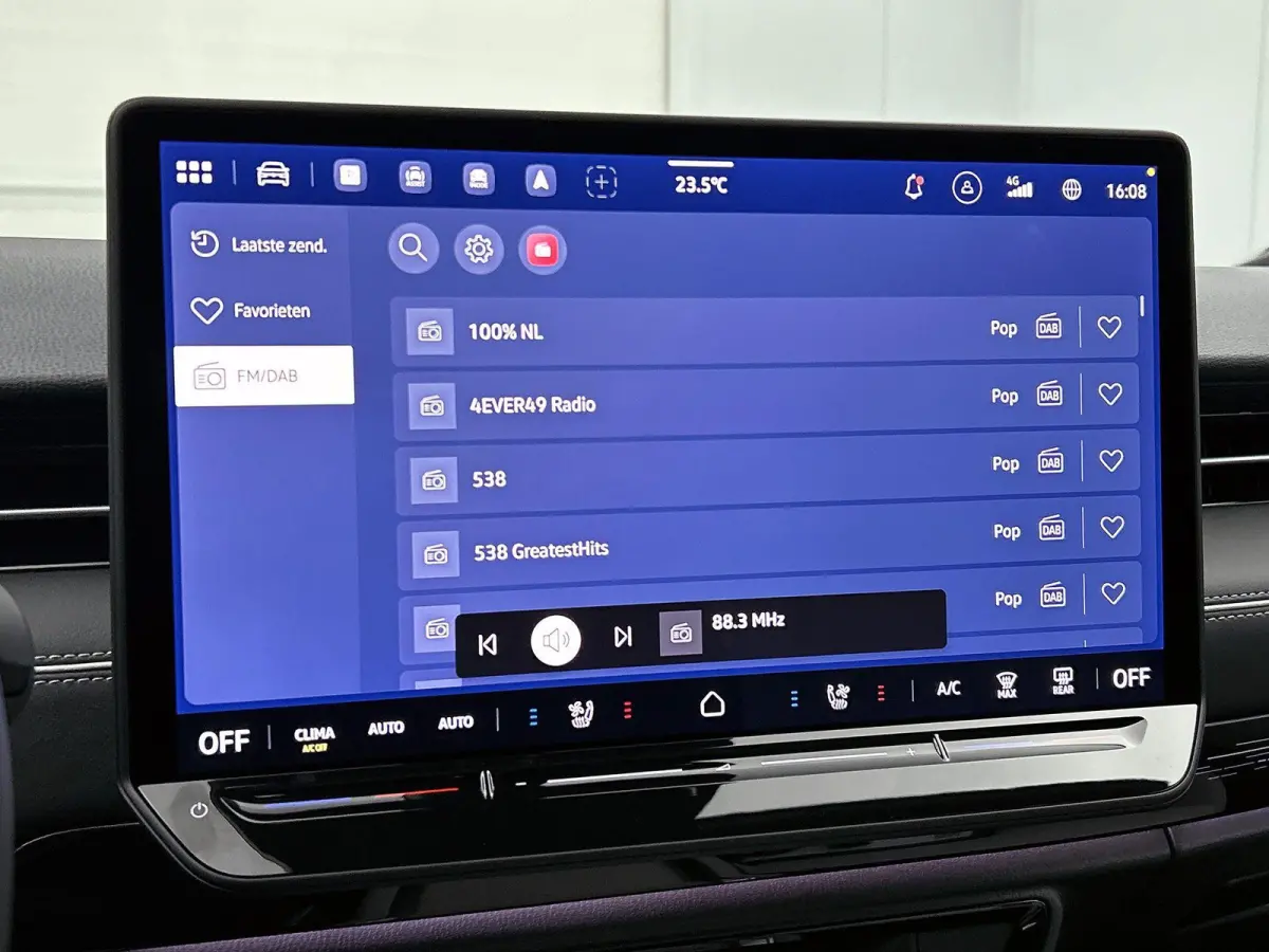 Limited Edition Plus 77 kWh | DEMO | PANORAMADAK | CAMERA | HARMAN-KARDON | WARMTEPOMP | 19 INCH | HEAD-UP DISPLAY