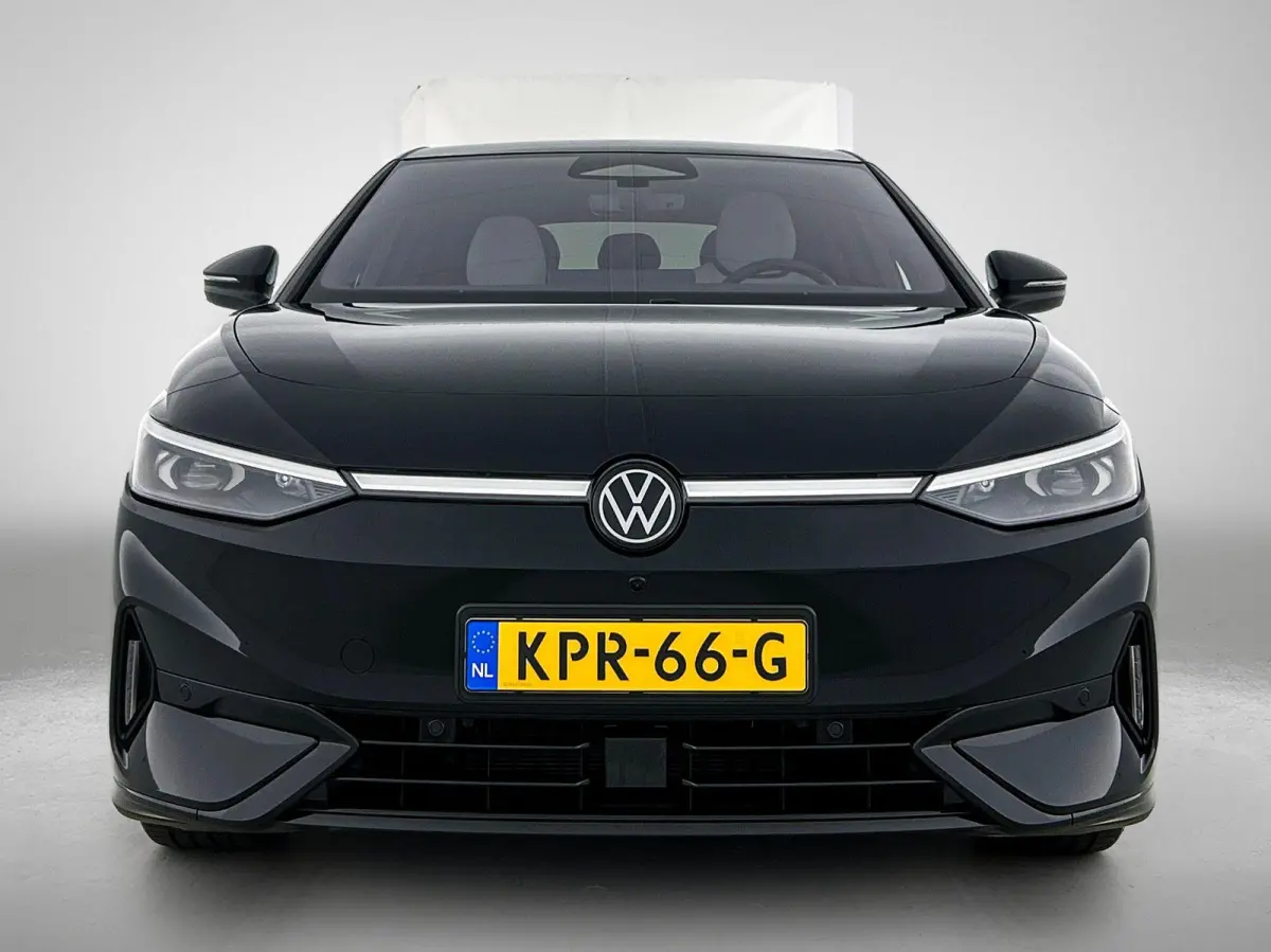 Limited Edition Plus 77 kWh | DEMO | PANORAMADAK | CAMERA | HARMAN-KARDON | WARMTEPOMP | 19 INCH | HEAD-UP DISPLAY