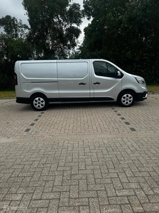bestel 2.0 Blue dCi 130 T30 L2H1 Advance