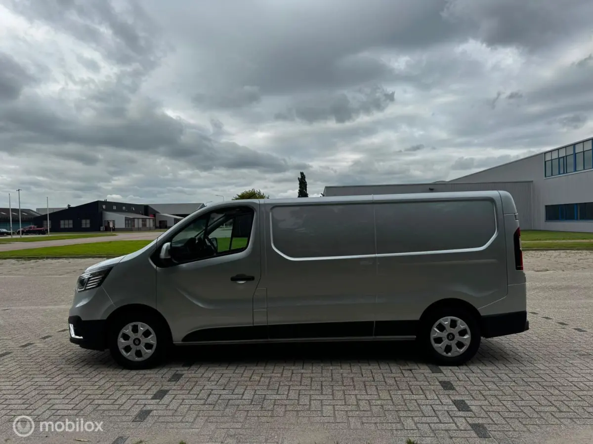 bestel 2.0 Blue dCi 130 T30 L2H1 Advance