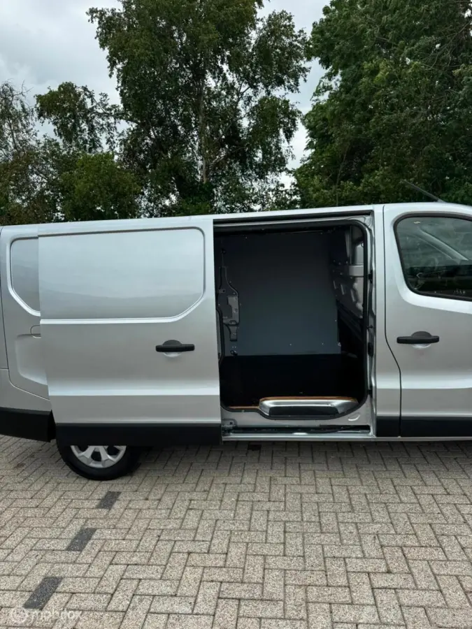 bestel 2.0 Blue dCi 130 T30 L2H1 Advance