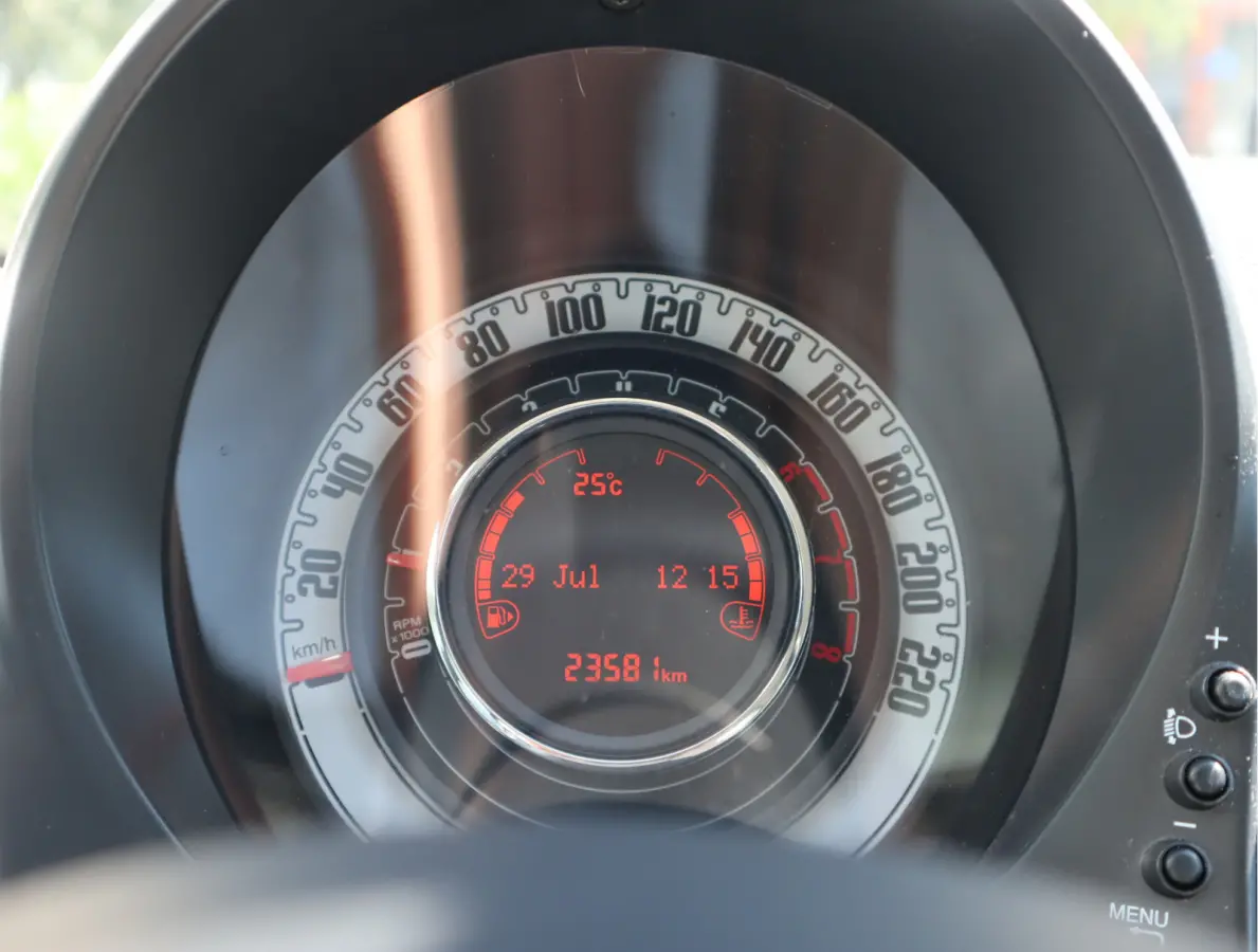 0.9 TwinAir Turbo Popstar Airco / Elekramen / Speed Limiter / Stuurbekr / All-season banden / Lage kilometerstand! / Nieuwe Apk