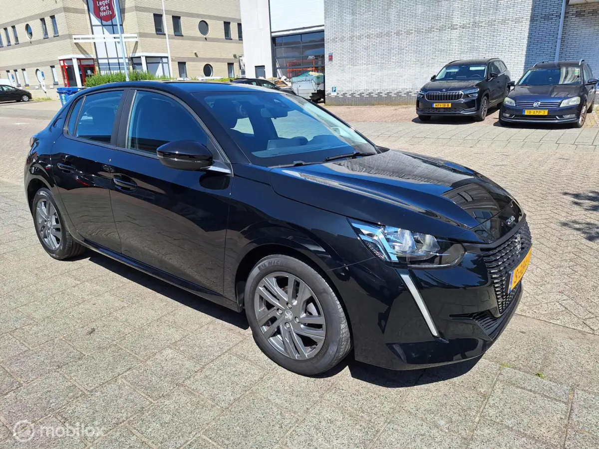 1.2 PURETECH ACTIVE PACK • ORIG NL • CARPLAY •