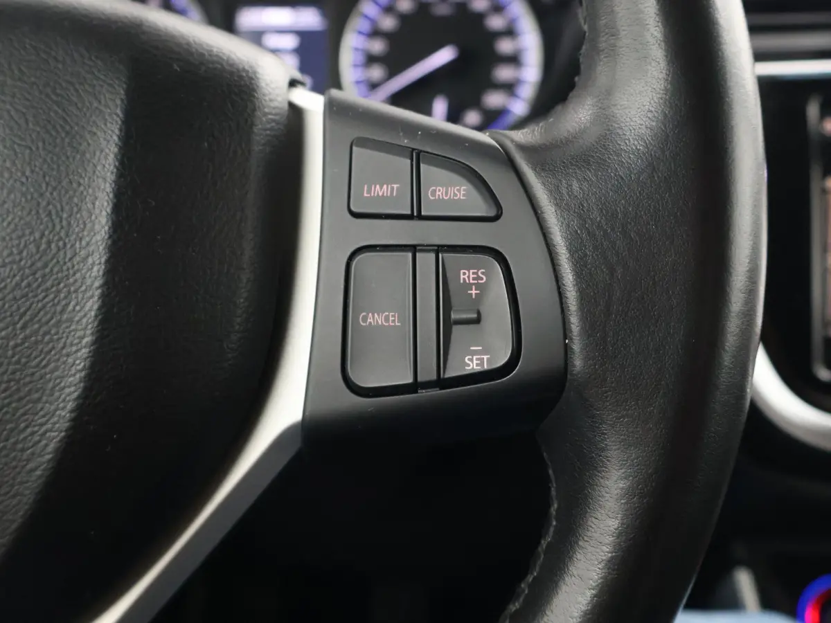 1.0 BOOSTERJET ALLGRIP 4WD 4X4 + TREKHAAK | CAMERA | APPLE CARPLAY | 19 INCH LMV