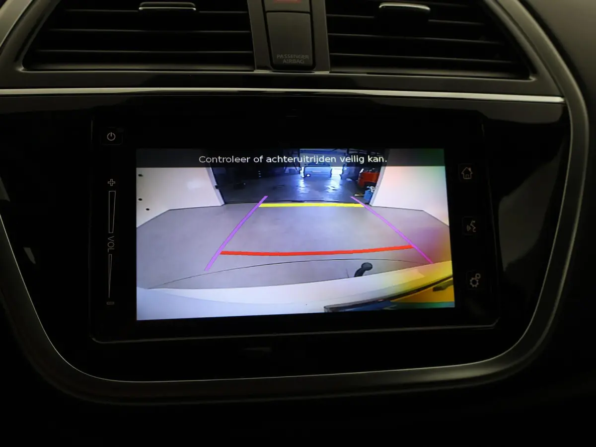 1.0 BOOSTERJET ALLGRIP 4WD 4X4 + TREKHAAK | CAMERA | APPLE CARPLAY | 19 INCH LMV