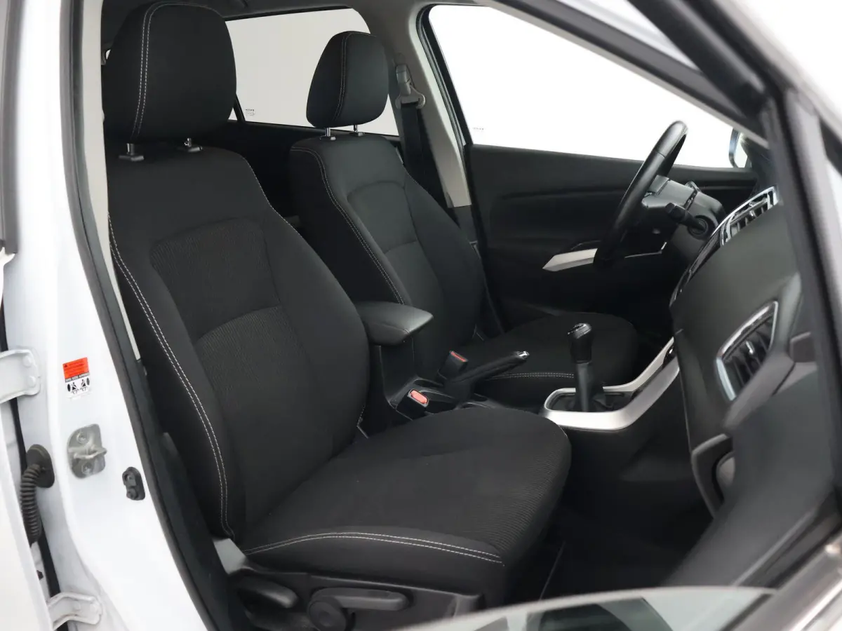 1.0 BOOSTERJET ALLGRIP 4WD 4X4 + TREKHAAK | CAMERA | APPLE CARPLAY | 19 INCH LMV