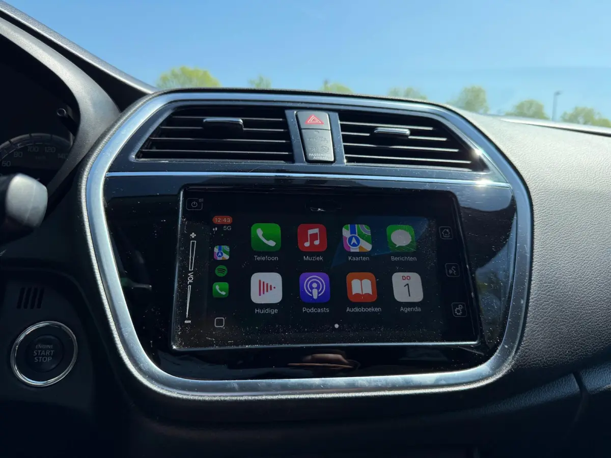 1.0 BOOSTERJET ALLGRIP 4WD 4X4 + TREKHAAK | CAMERA | APPLE CARPLAY | 19 INCH LMV