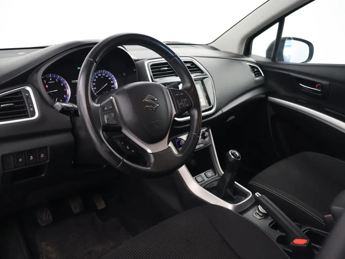 1.0 BOOSTERJET ALLGRIP 4WD 4X4 + TREKHAAK | CAMERA | APPLE CARPLAY | 19 INCH LMV