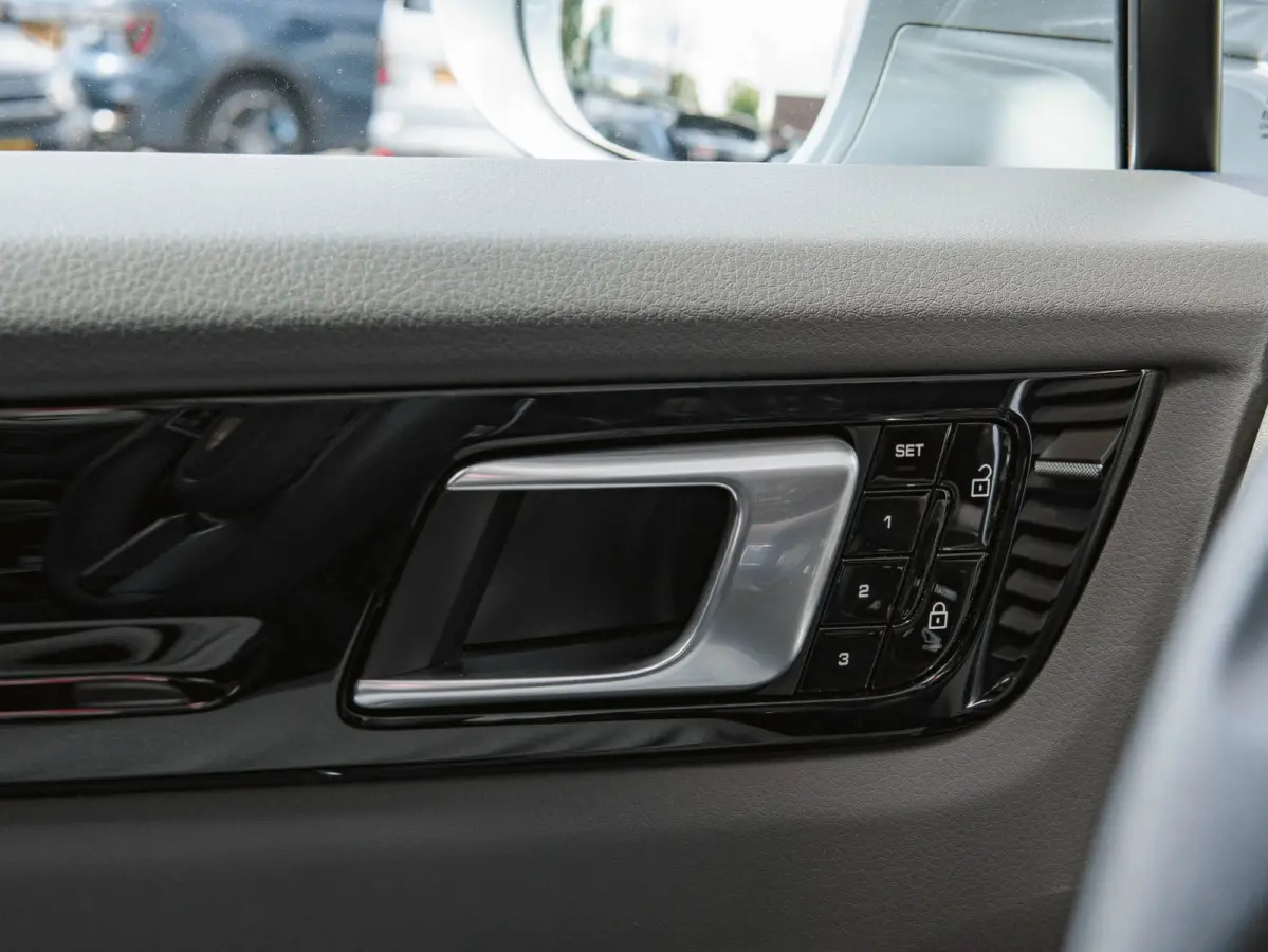 3.0 E-Hybrid Sport-Chrono|Stoelverwarming|Bose|Nachtzicht|360 Camera|Elektr. Achterklep|Stuurverwarming