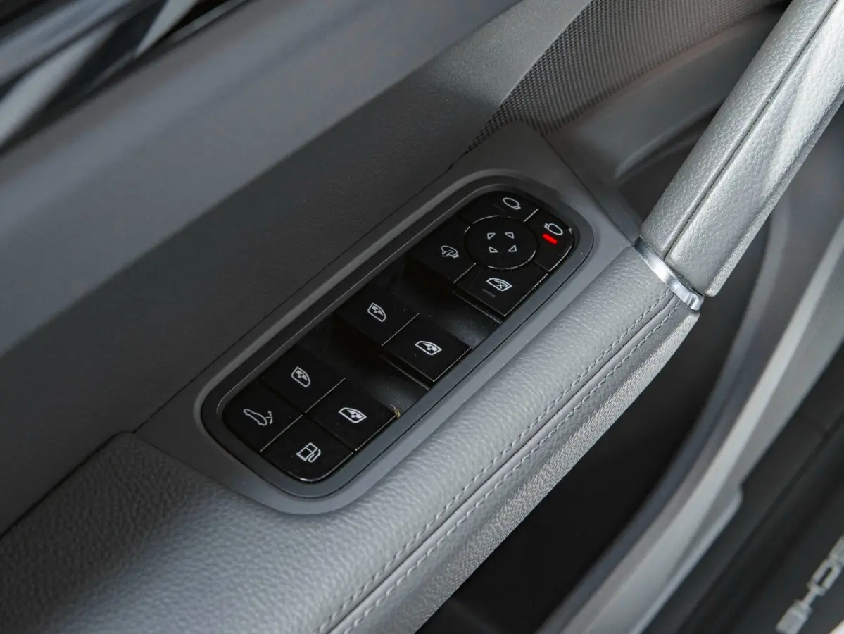 3.0 E-Hybrid Sport-Chrono|Stoelverwarming|Bose|Nachtzicht|360 Camera|Elektr. Achterklep|Stuurverwarming