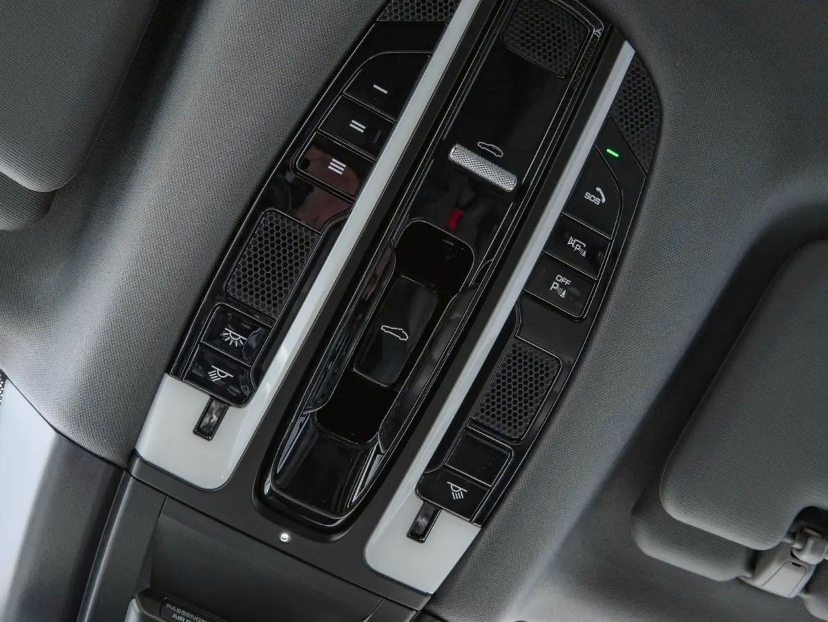 3.0 E-Hybrid Sport-Chrono|Stoelverwarming|Bose|Nachtzicht|360 Camera|Elektr. Achterklep|Stuurverwarming