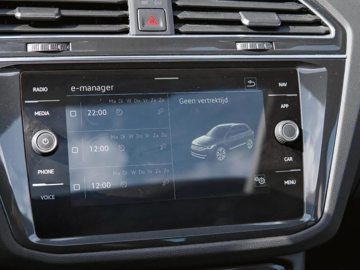 1.4 TSI eHybrid Elegance Pano|Navi|Camera|Cruise|Carplay