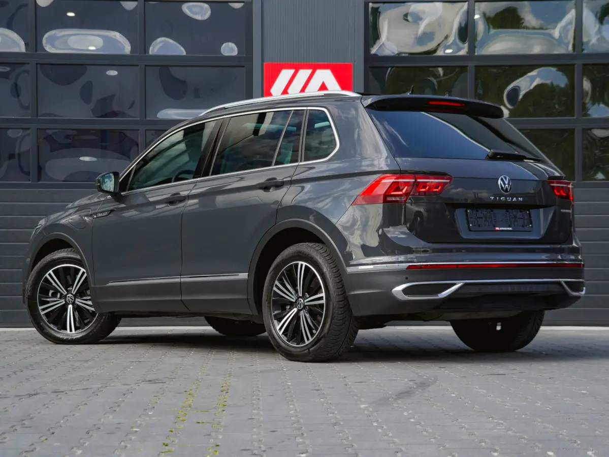 1.4 TSI eHybrid Elegance Pano|Navi|Camera|Cruise|Carplay