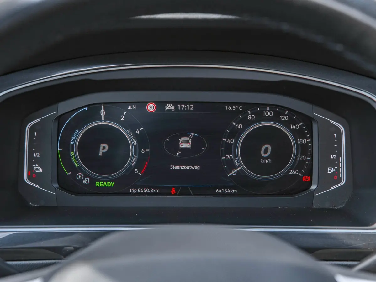 1.4 TSI eHybrid Elegance Pano|Navi|Camera|Cruise|Carplay