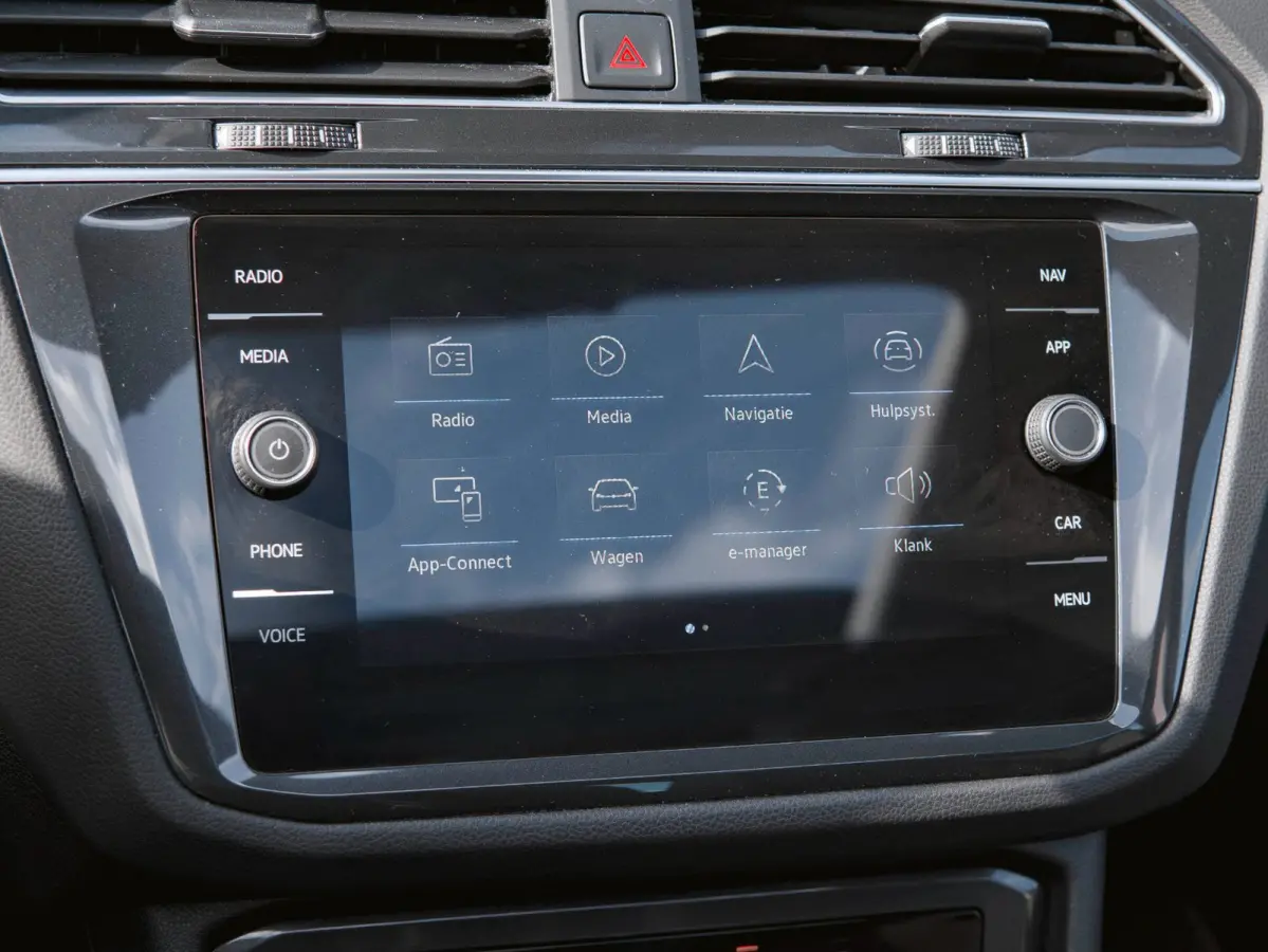 1.4 TSI eHybrid Elegance Pano|Navi|Camera|Cruise|Carplay