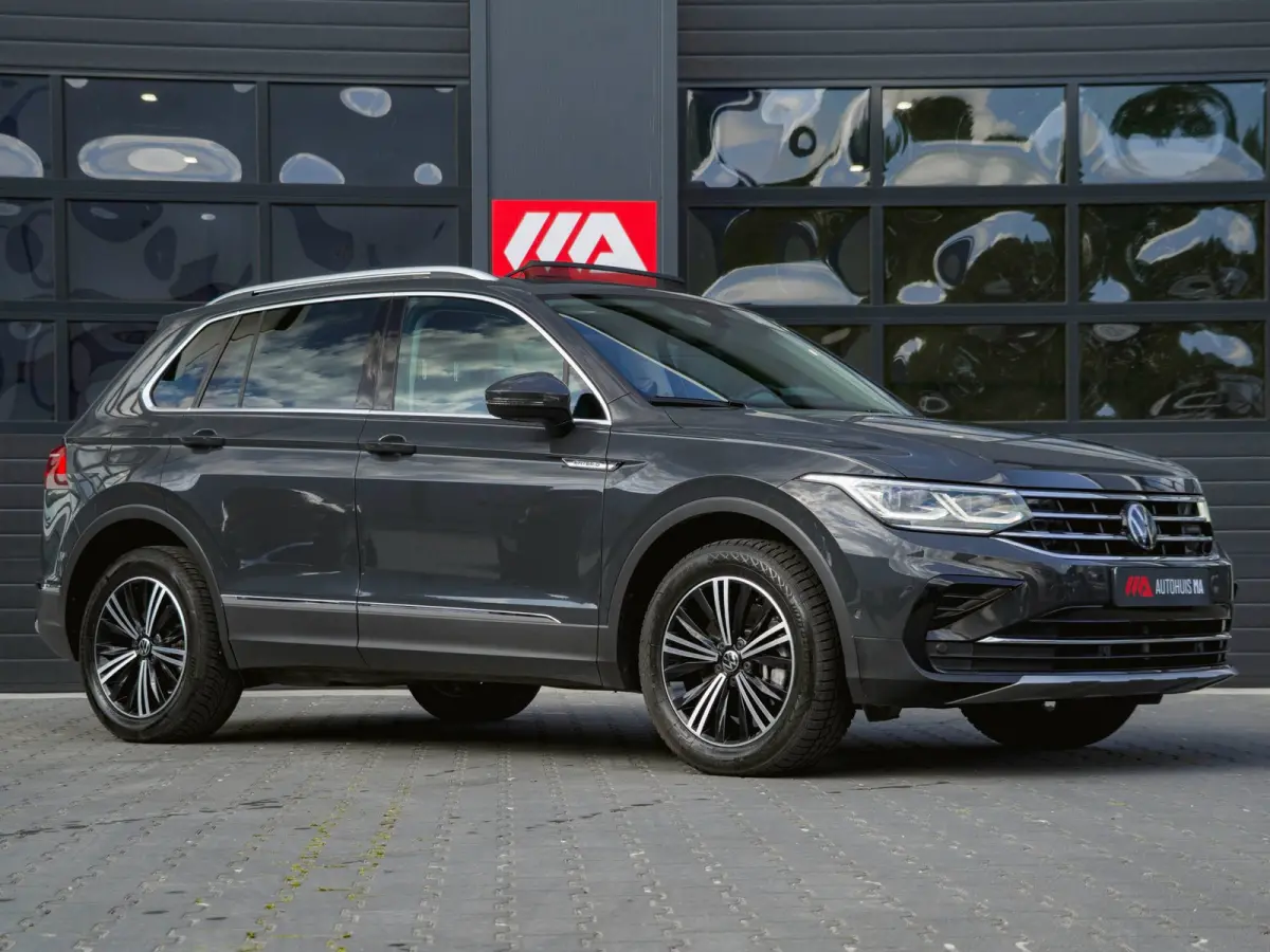 1.4 TSI eHybrid Elegance Pano|Navi|Camera|Cruise|Carplay