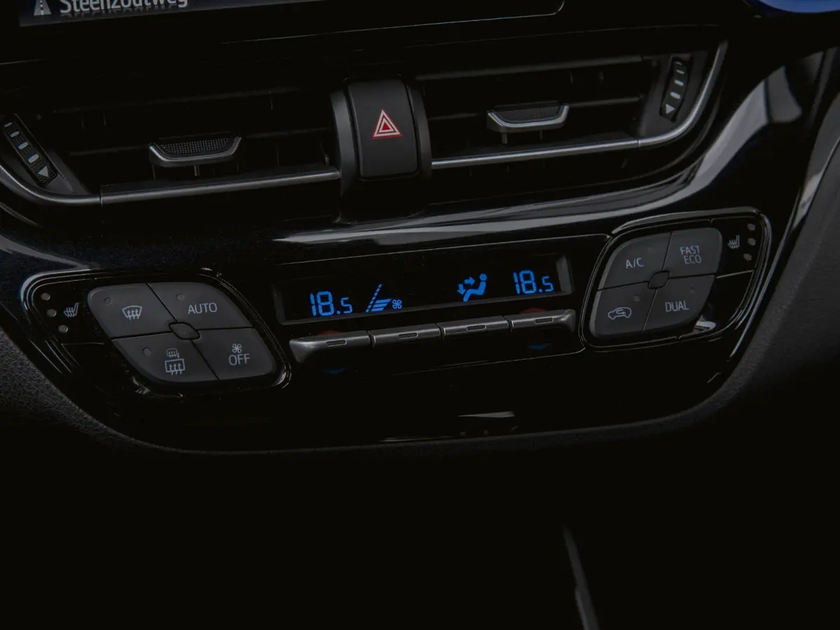 1.8 Hybrid Bi-Tone | CAMERA | JBL | STOELVERWARMING