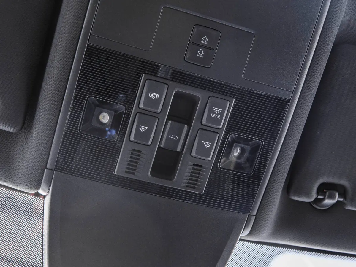 1.4 TSI eHybrid R-Line Business+