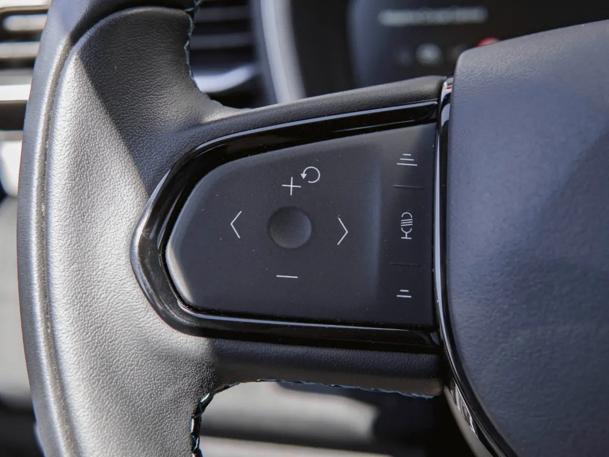 1.5 Black Edition Panoramadak|360° Camera|ACC|Stoelverwarming|Navi|Carplay