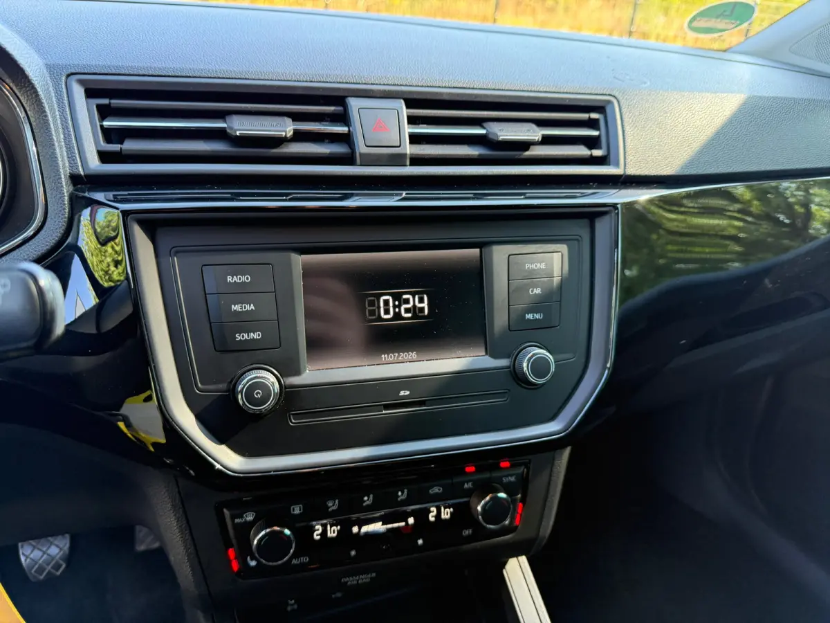 1.0 TSI FR CAMERA I ALCANTARA I LED I CRUISE I PDC I CLIMA