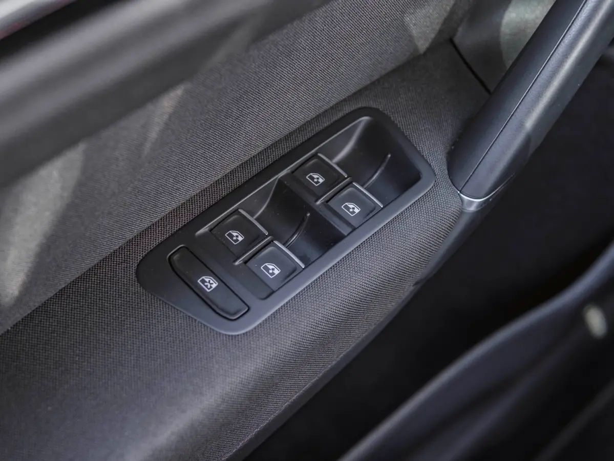 1.5 TSI ACT Highline Edition 1jr Garantie|Pano|Cruise|Trekhaak|Stoel-en Stuurverwarming|Navi|Camera