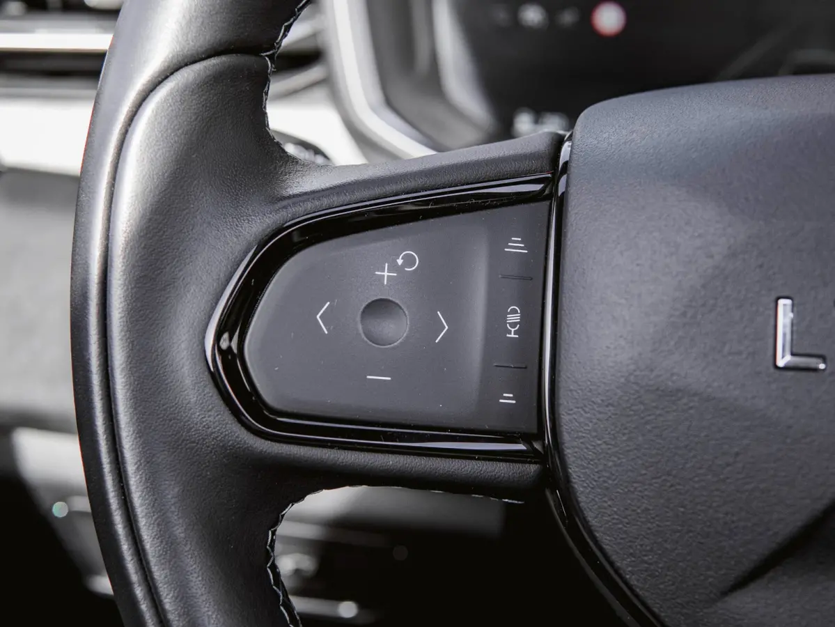 1.5 | Black Edition | Panoramadak|360° Camera|ACC|Stoelverwarming|Navi|Carplay
