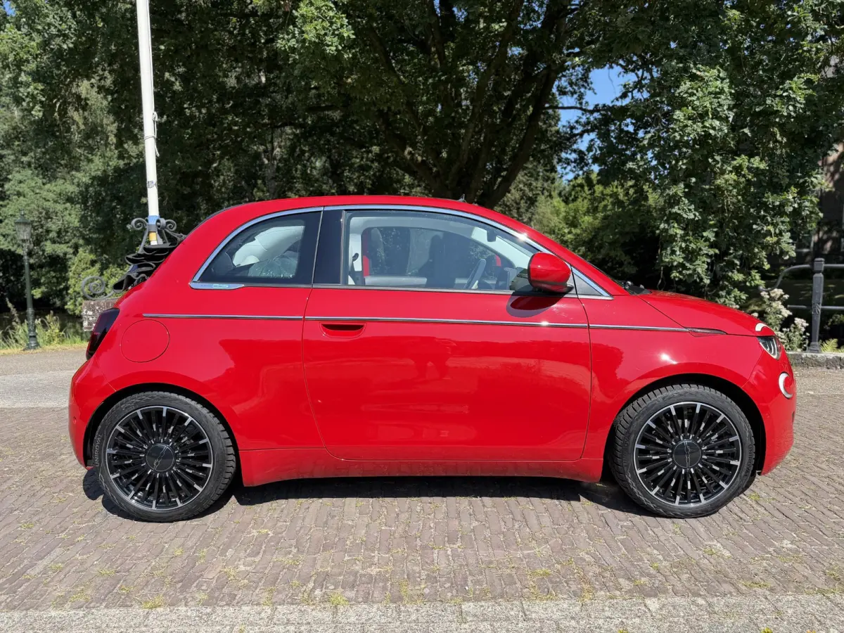 La Prima 42 kWh | Blind Spot | Camera | CarPlay | BTW |