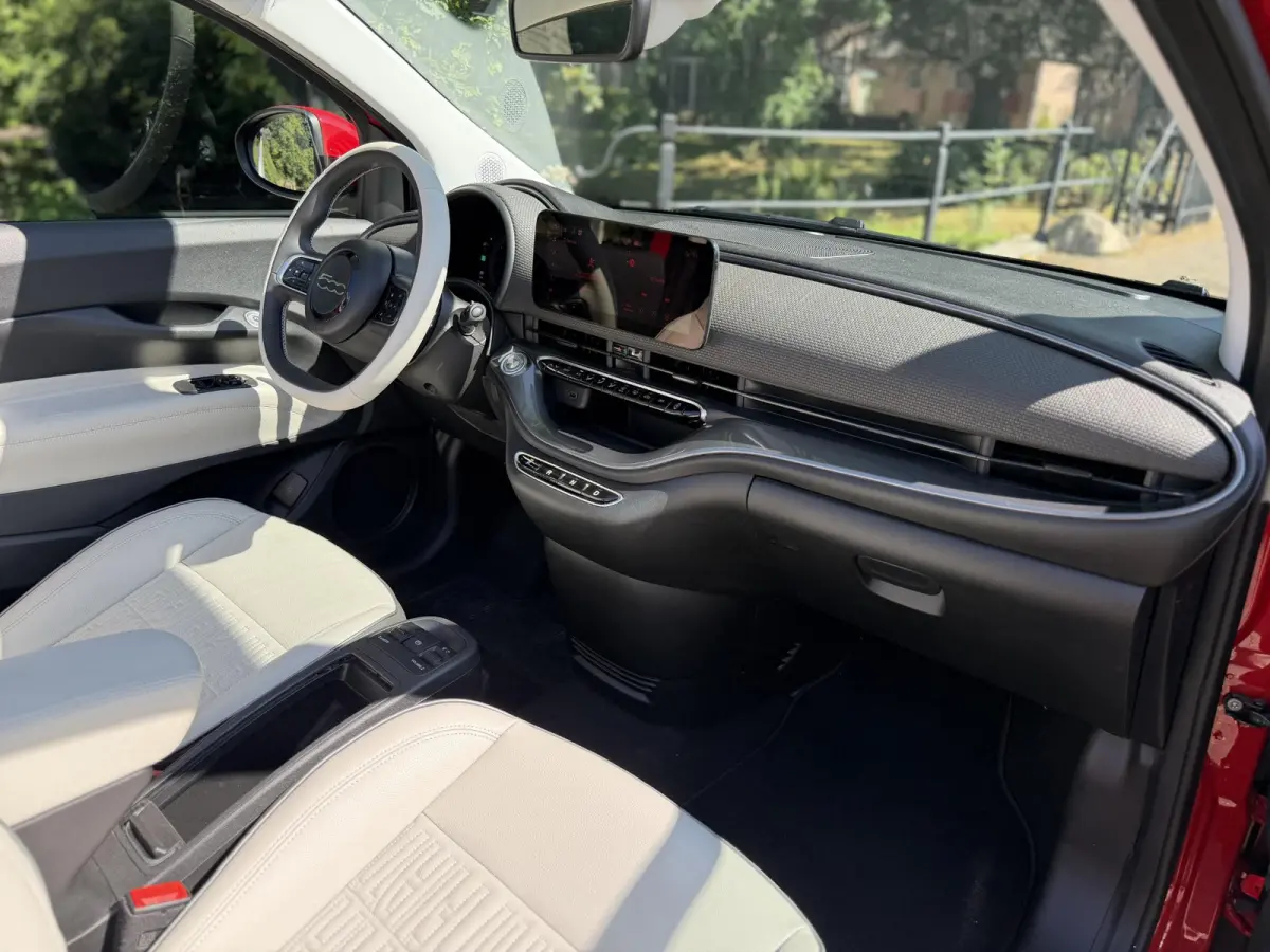 La Prima 42 kWh | Blind Spot | Camera | CarPlay | BTW |